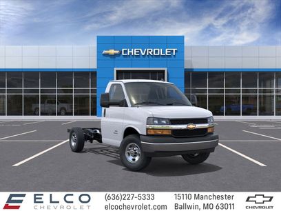 New 2025 Chevrolet Express 3500 w/ Power Convenience Package