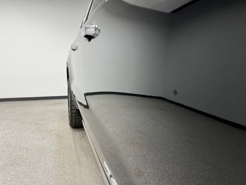 Used 2023 GMC Sierra 1500 Denali Ultimate AWD/4WD image 12