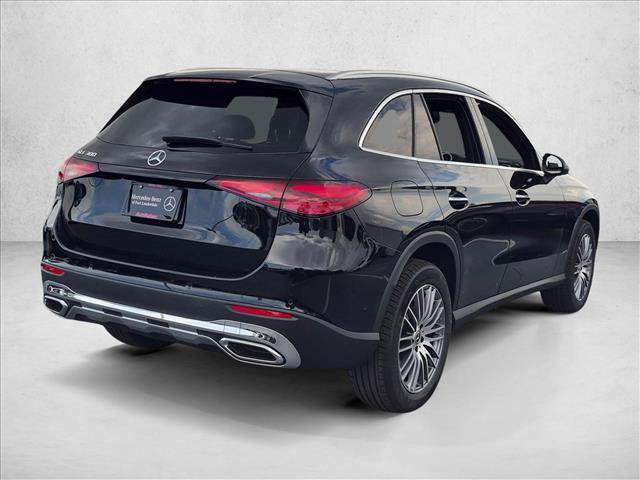 New 2026 Mercedes-Benz GLC 300 image 2