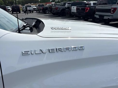 Used 2024 Chevrolet Silverado 1500 LTZ w/ LTZ Premium Package AWD/4WD image 11
