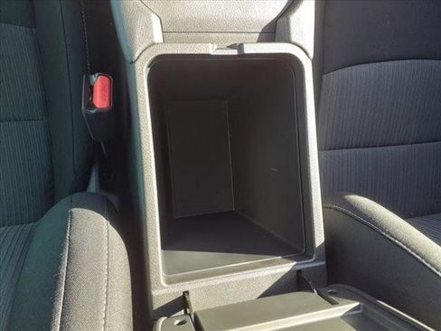 New 2025 Nissan Sentra SV image 17