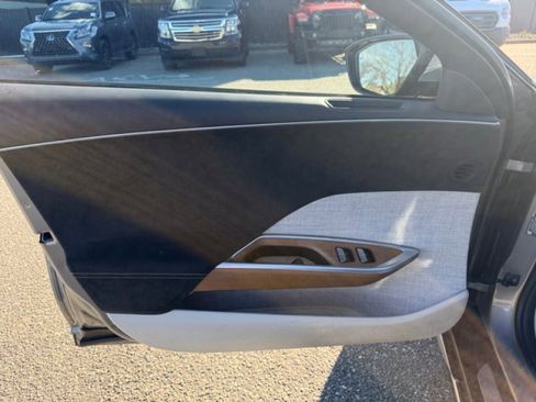 Used 2023 Lucid Air Grand Touring image 20