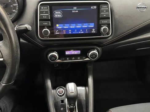 Used 2020 Nissan Versa SR image 15
