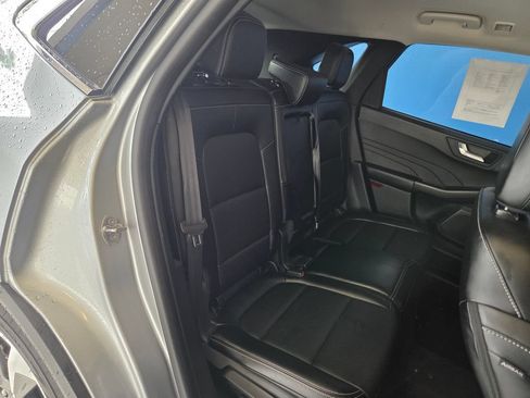 Used 2024 Ford Escape Platinum AWD/4WD image 29
