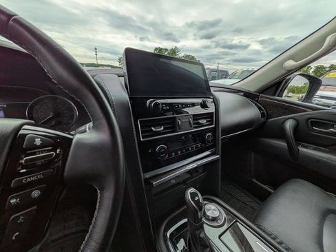 Used 2024 INFINITI QX80 Luxe AWD/4WD image 13