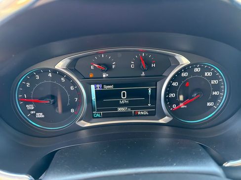 Used 2018 Chevrolet Malibu LT FWD image 26