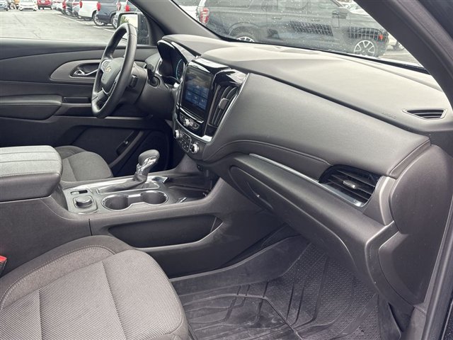 Certified 2023 Chevrolet Traverse LT FWD image 27