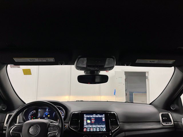 Used 2022 Jeep Grand Cherokee Laredo X AWD/4WD image 10