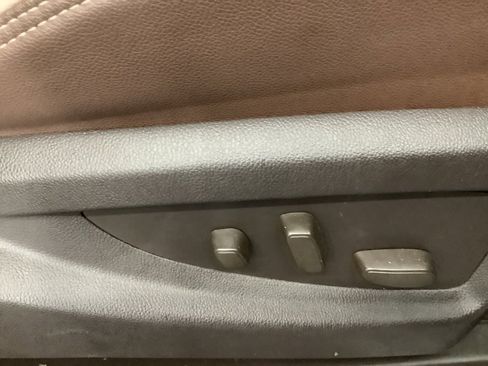 Used 2019 Chevrolet Silverado 3500 High Country w/ Duramax Plus Package image 26