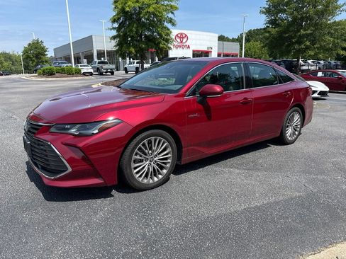 Used 2021 Toyota Avalon Limited w/ Advanced Safety Package FWD image 1
