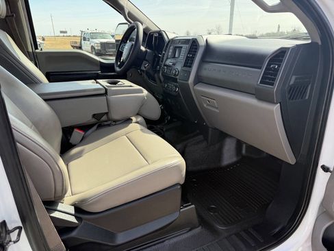 Used 2019 Ford F350 XL w/ Power Equipment Group image 33