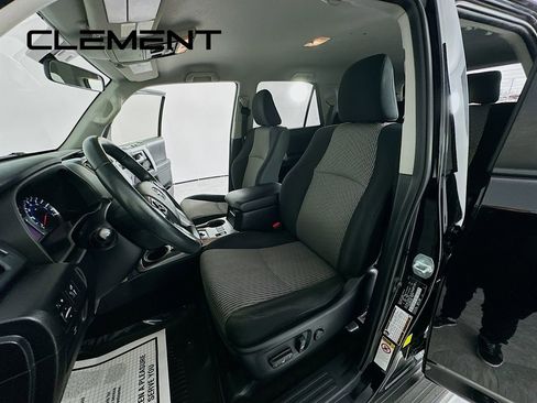 Used 2017 Toyota 4Runner SR5 image 28