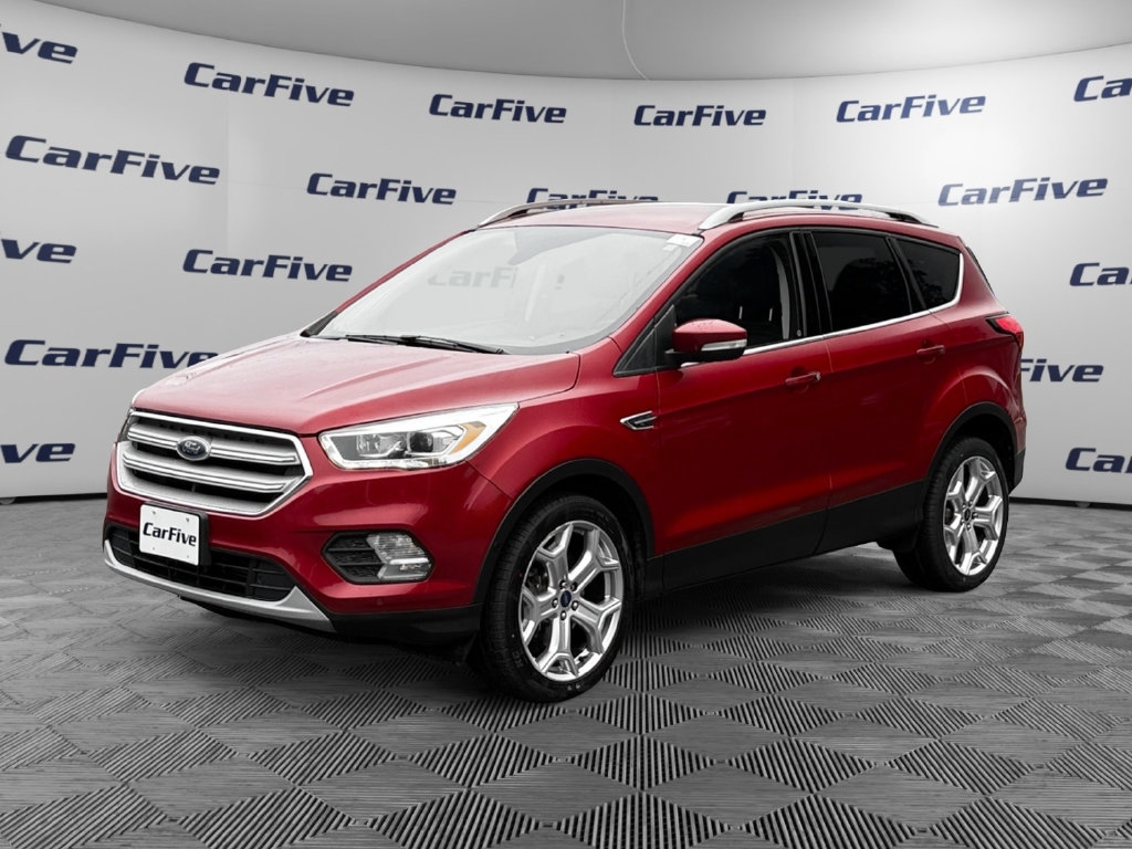 Used 2019 Ford Escape Titanium AWD/4WD image 1