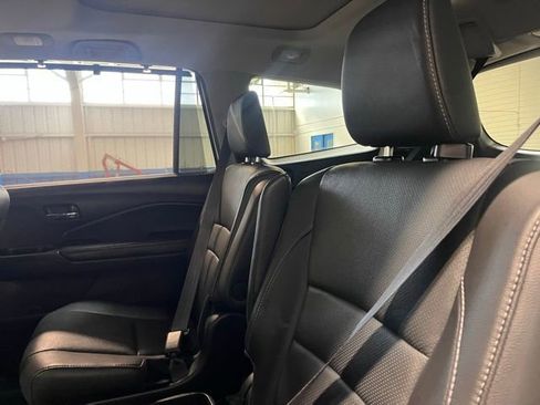 Used 2021 Honda Pilot Elite image 18