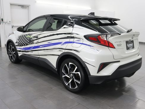 Used 2020 Toyota C-HR XLE FWD image 6