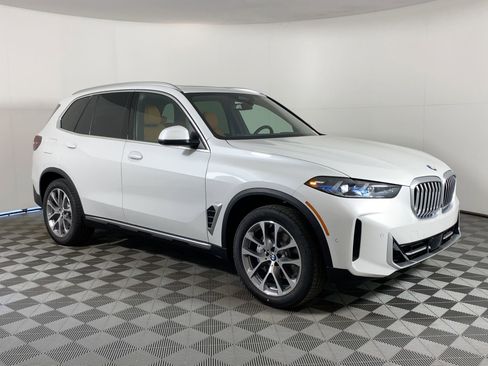 Used 2026 BMW X5 sDrive40i w/ Premium Package RWD image 6