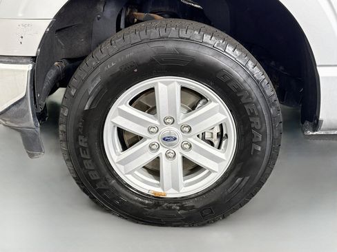 Used 2022 Ford F150 XLT w/ Trailer Tow Package AWD/4WD image 37