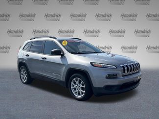 Used 2016 Jeep Cherokee Sport w/ Cold Weather Group FWD video 2