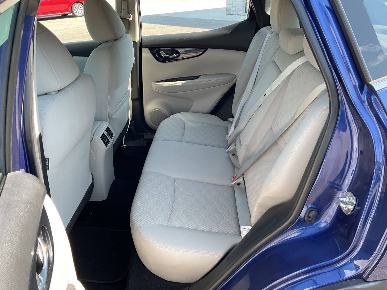 Used 2019 Nissan Rogue Sport SV FWD image 26