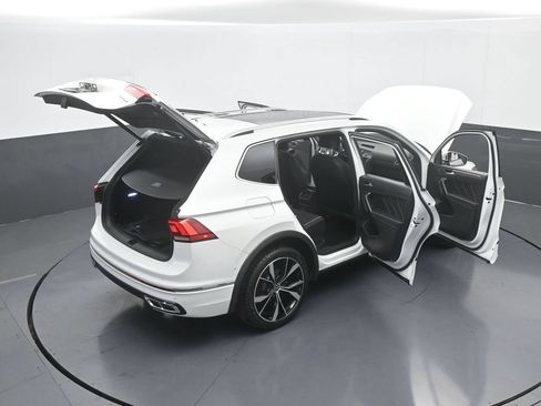 Used 2023 Volkswagen Tiguan SEL R-Line AWD/4WD image 77