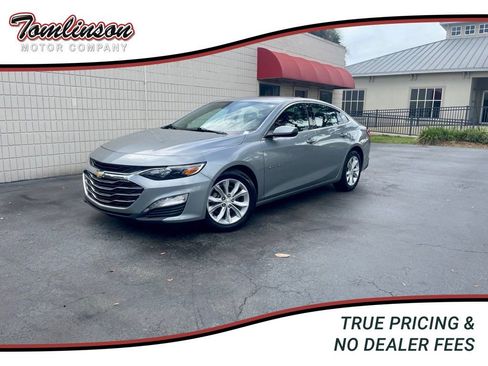 Used 2025 Chevrolet Malibu LT FWD image 1