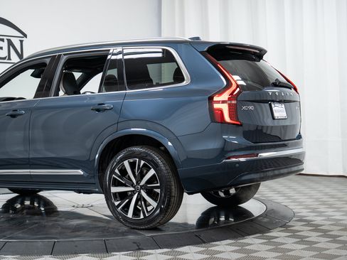 New 2026 Volvo XC90 B6 Core AWD/4WD image 30