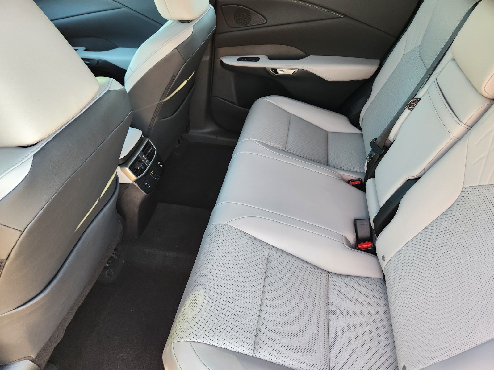 Used 2026 Lexus RX 350 F Sport w/ Convenience Package AWD/4WD image 40