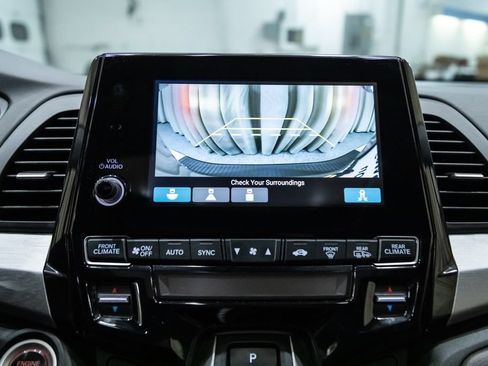 Used 2024 Honda Odyssey EX-L image 21