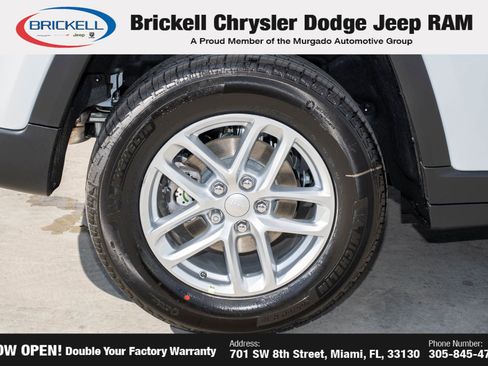 New 2025 Jeep Grand Cherokee Laredo X image 41