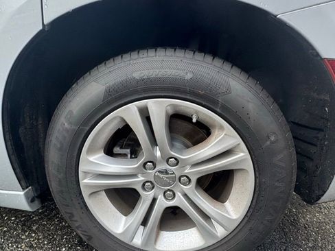 Used 2022 Dodge Charger SXT w/ Leather Interior Group image 8