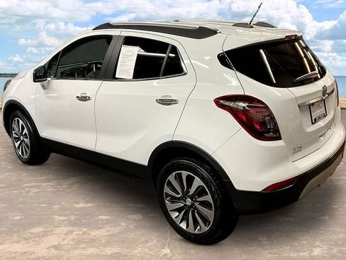 Used 2022 Buick Encore Preferred w/ Safety Package image 4