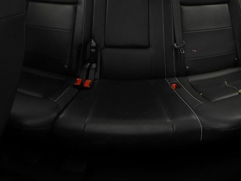 Used 2021 Volkswagen Atlas Cross Sport SE FWD image 13