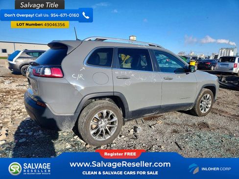 Used 2020 Jeep Cherokee Latitude Plus w/ Cold Weather Group FWD image 4