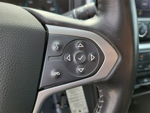 Used 2022 Chevrolet Colorado LT w/ LT Convenience Package image 24