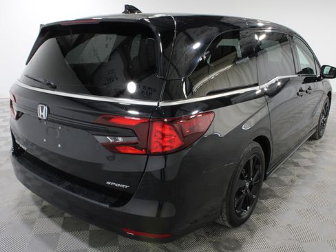 Used 2023 Honda Odyssey Sport image 29