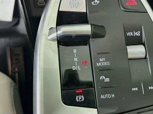 New 2027 BMW X1 xDrive28i AWD/4WD image 16
