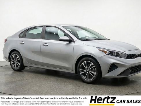 Used 2024 Kia Forte LXS image 1
