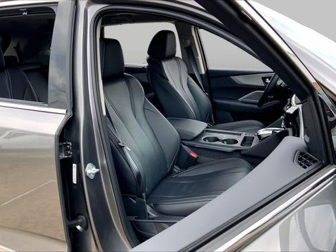 Used 2026 Acura MDX w/ Technology Package FWD image 9
