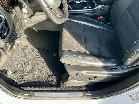 Used 2021 Dodge Durango GT image 40