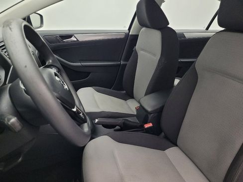 Used 2017 Volkswagen Jetta S FWD image 17