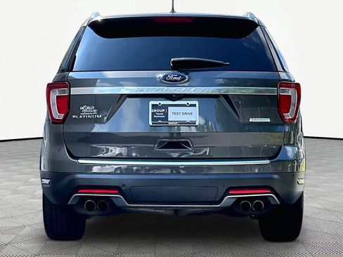 Used 2018 Ford Explorer Platinum AWD/4WD image 5