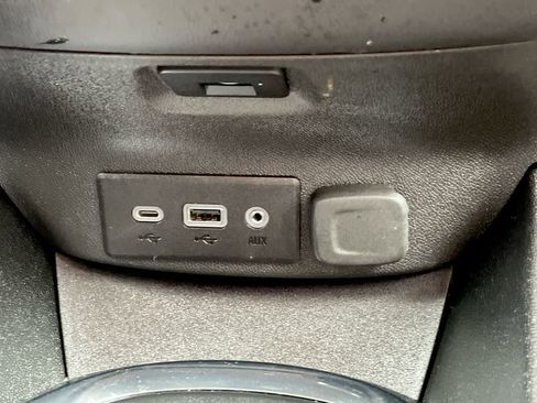 Used 2022 Chevrolet Malibu LT FWD image 23