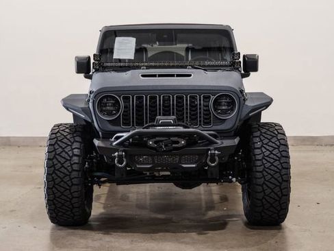 Used 2025 Jeep Wrangler Unlimited Rubicon 392 AWD/4WD image 3