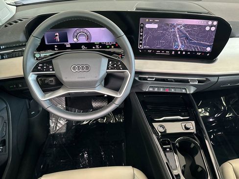 New 2026 Audi Q3 quattro 2.0T AWD/4WD image 13