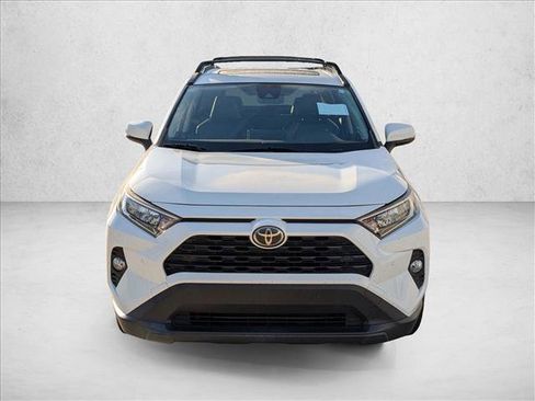 Used 2019 Toyota RAV4 XLE Premium w/ Advanced Technology Package FWD image 2