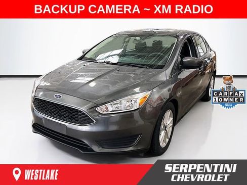 Used 2018 Ford Focus SE image 1