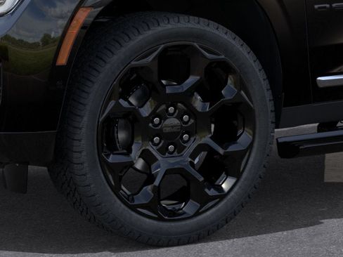 New 2026 GMC Yukon XL Denali w/ Denali Reserve Package AWD/4WD image 9