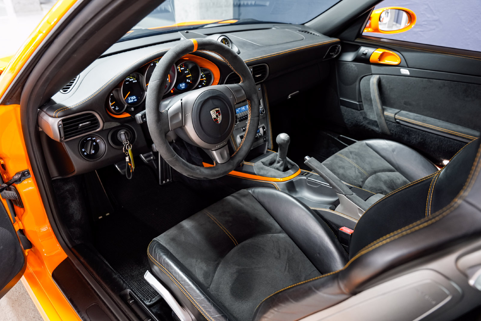 Used 2008 Porsche 911 GT3 RWD image 9