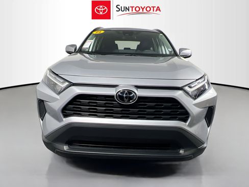 Used 2025 Toyota RAV4 XLE w/ Convenience Package FWD image 10
