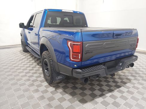Used 2018 Ford F150 Raptor w/ Equipment Group 802A Luxury AWD/4WD image 2